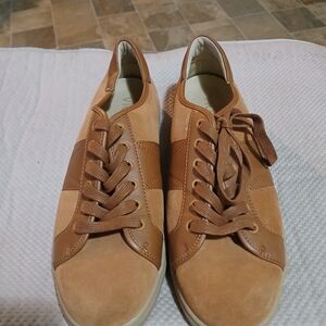 V I O N I C Jeremy Suede Leather Men's Tan Leather Sneakers Size 8.5 Excellent C